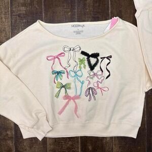 Modernlux Cropped Cream Off‎ the Shoulder Sweatshirt with Edgy Bow Design